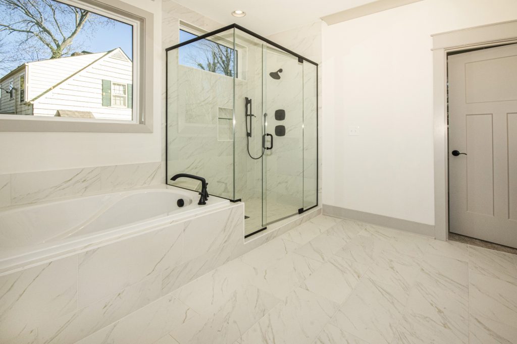 Image #27 for Admiral