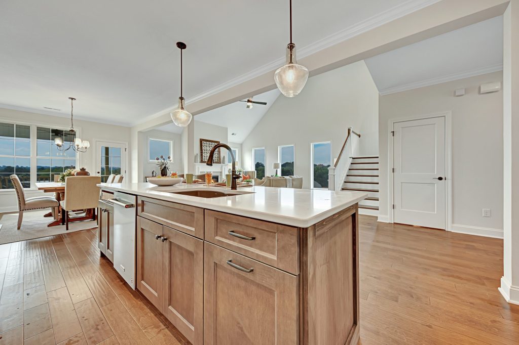 Image #15 for Martin